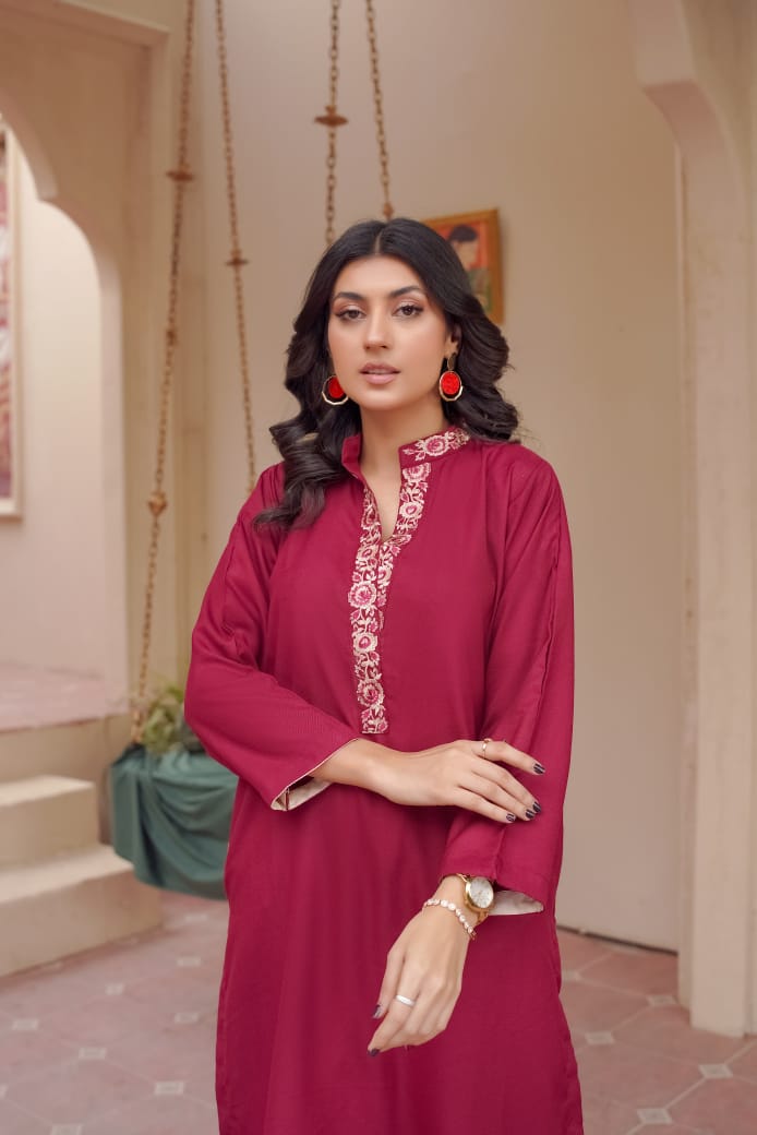 Dhanak Embroidery 2Pc