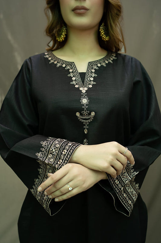 Noor E Shehr – Embroidered Shirt & Trouser